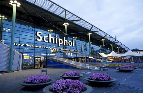 Hovedindgangen til Amsterdam Schiphol Lufthavn